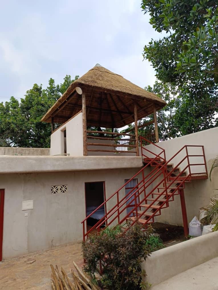 Mia Safari Lodge And Restaurant Entebbe Ngoại thất bức ảnh